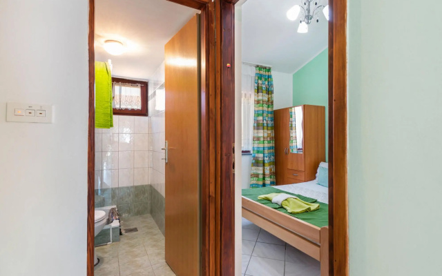 Apartment in Jasenice Near Maslenica Beach