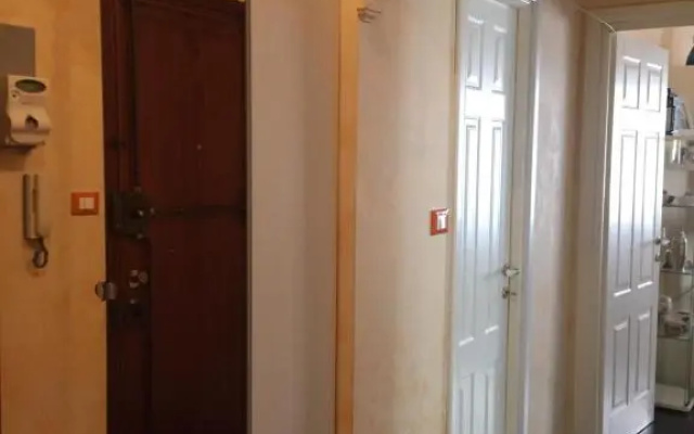Bumby's apartment