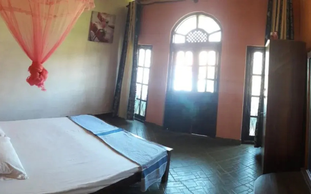 Lilly Palace Villa Guest House