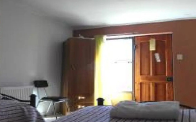 Hotel Katarpe