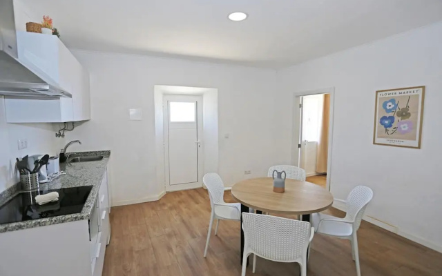 X 01 - 2 Bed Apartment in Quinta da Ponte