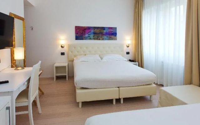 Hotel Mainè
