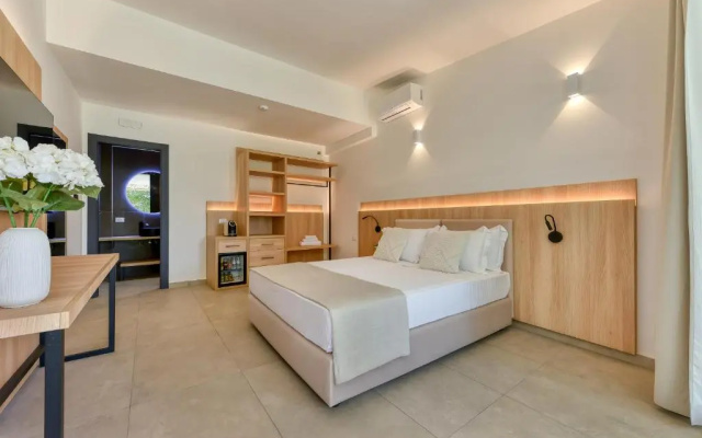Cala Lupo Resort
