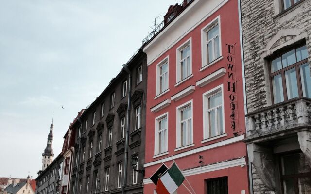 Отель Tallinn City Apartments Harju Residence Эстония, Таллин - 2 отзыва об отеле, цены и фото номеров - забронировать отель Tallinn City Apartments Harju Residence онлайн вид на фасад