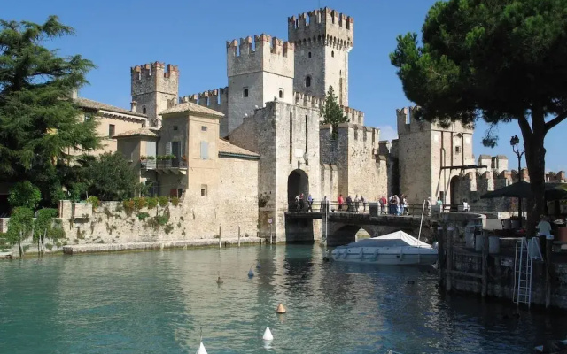 Rustichel Lake View in Toscolano Maderno