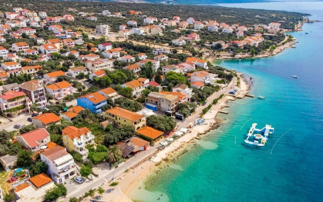 Mandre Coastal Hideaway