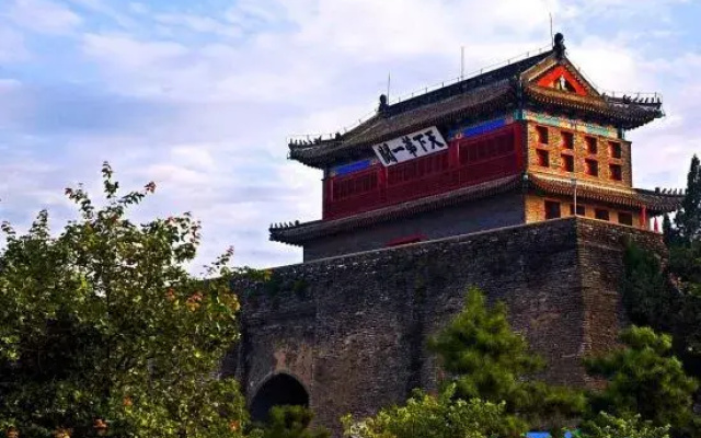Shili Nanshe Hotel (Qinhuangdao Shanhaiguan Ancient City Store)