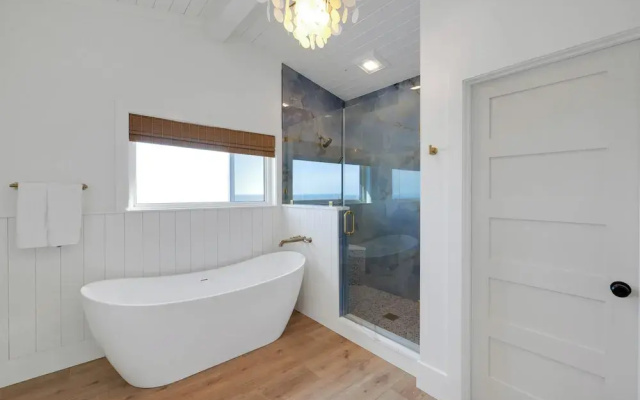 Suite Beach Tybee by Tybee Vacation Rentals