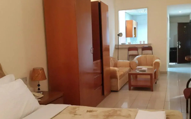 Al Raein Hotel Apartments