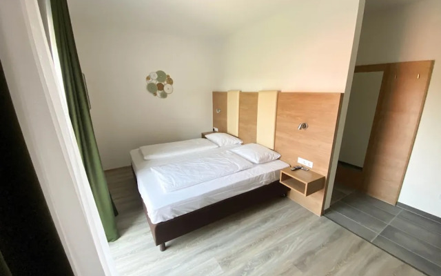 Limok Rooms