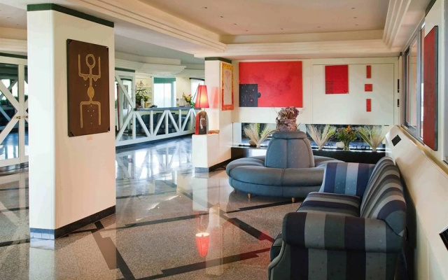 Qt Hotel