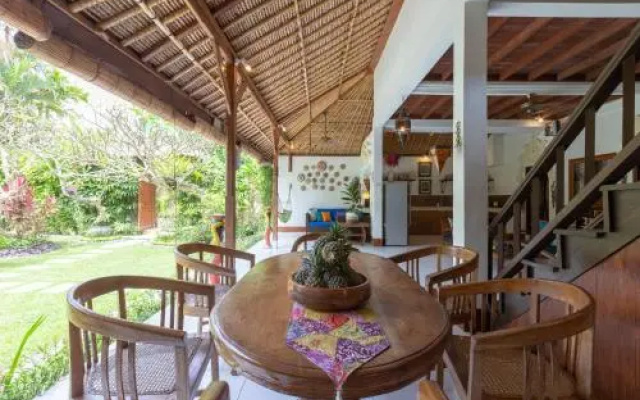 Villa Poppy