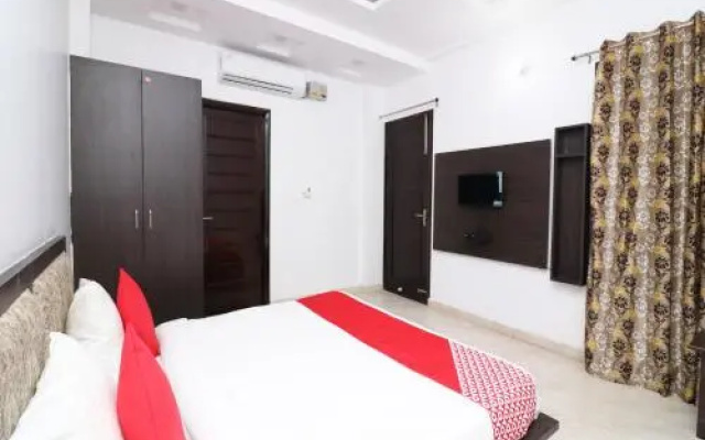 OYO 26166 Flagship Utkarsh Inn