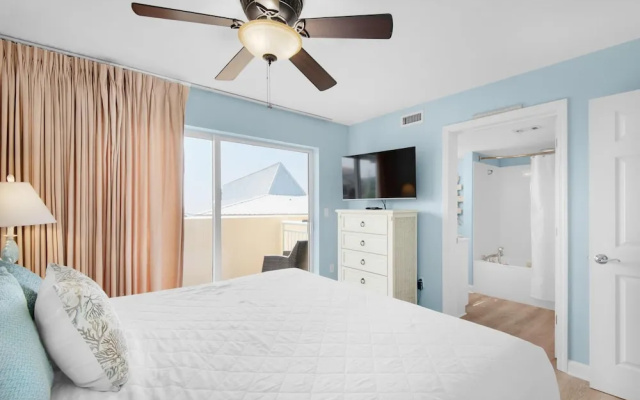 Pelican Isle 301