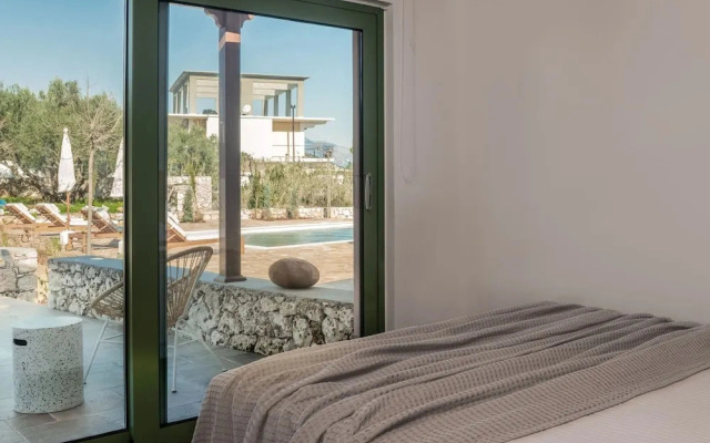 Evilia Beach Villa in Varvara