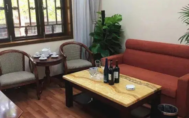 Tianjin Jingji Mountain Villa