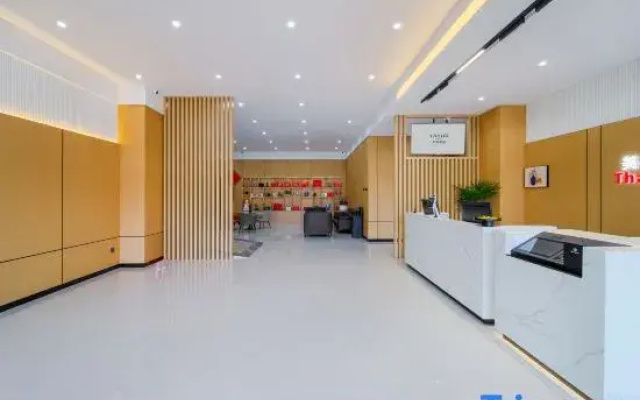 Yayue Hotel (Zhengzhou Xinzheng International Airport)