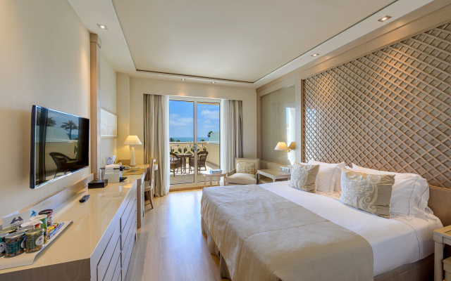 Курортный отель Las Arenas Balneario