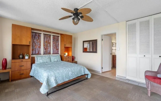 Island Surf 614 2 Bedroom Apts