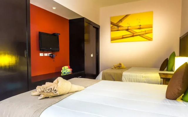 Aldea Thai 306 2 Bedroom Condo by RedAwning