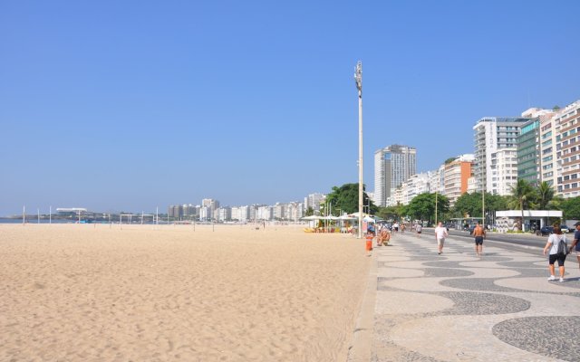 Apartamento quadra da praia em Copacabana 2