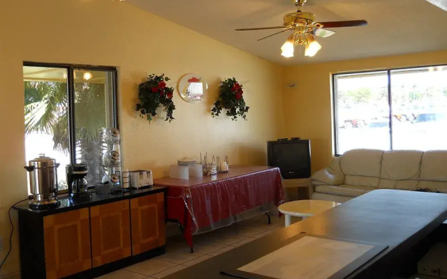 Vintage Inn Lake Wales