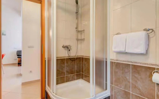 Mise Holiday Apartments