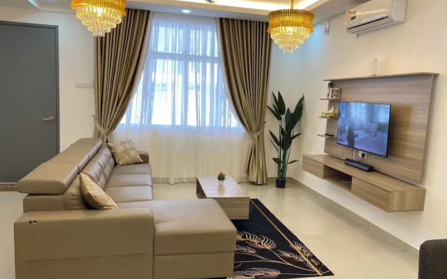 D'Royale Desaru Homestay