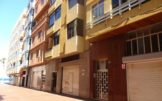 Apartamento Ático Junto a la Playa