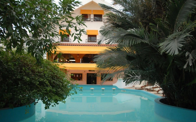 Tropical Hotel
