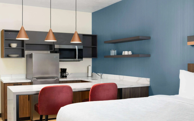 Hawthorn Extended Stay By Wyndham Kingman