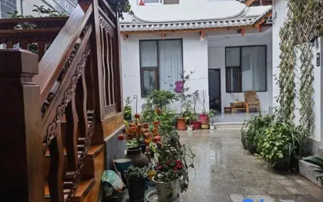Jinyu Yashe Homestay (Weicheng East Road)