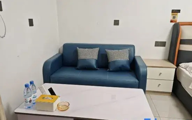 Qihu Movie Homestay (Tianjian Lake Park)