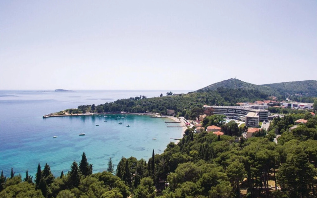 Nice Apartment in Mlini With Wifi and 1 Bedrooms