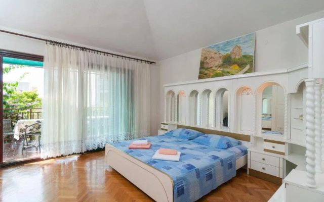 Great 3bedroom family apartment Podstrana