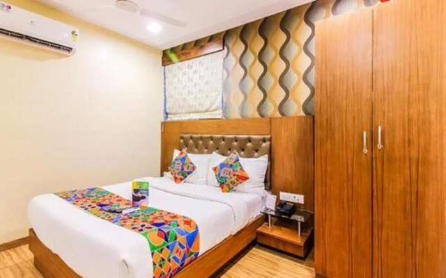 FabHotel Arton Suites Andheri East