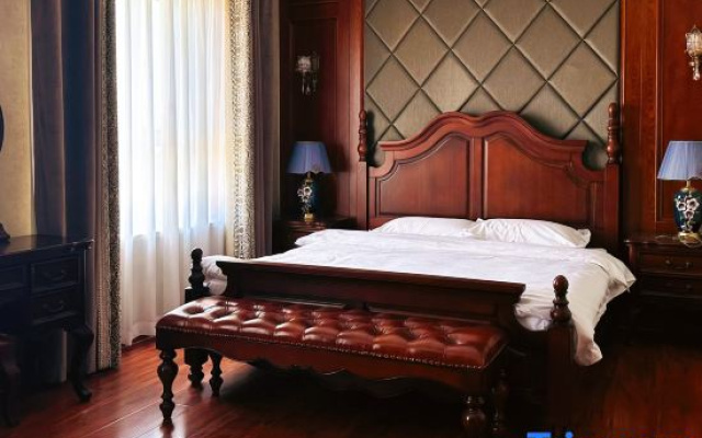 Yining Yishui No.8 B&B