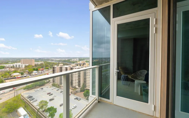 20th FL 1BR | Heated Pool | Gym | Bar | Balcony