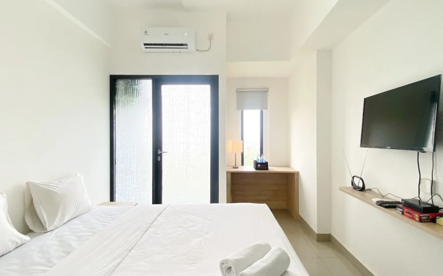 Comfort And Cozy Designed Studio Sayana Bekasi Apartment