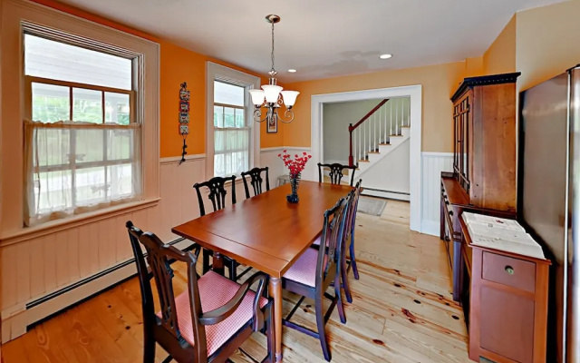 Classic New England 3 Bedroom Home