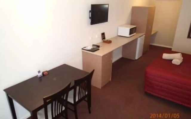 Augusta Courtyard Motel