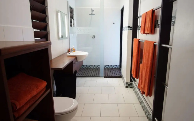 Barrier Beach Resort - Adults Only