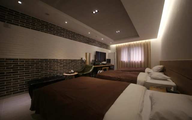 Hotel Moon Cheonan Sinbuldang