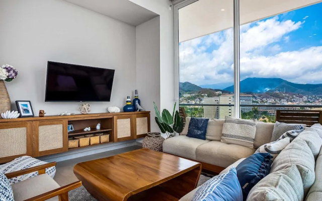 Panoramic Hot Tub Oceanview Luxury 4BR Penthouse