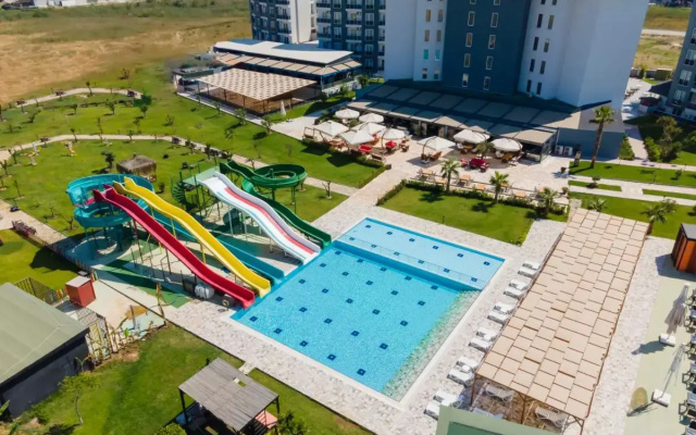 Palmora Lara Hotel