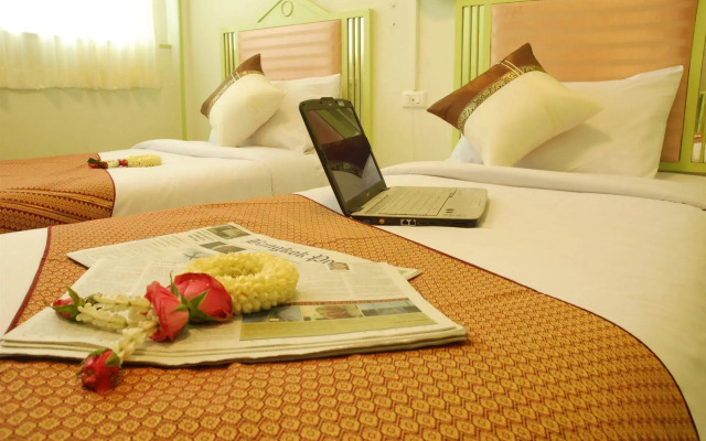 New Mitrapap Hotel