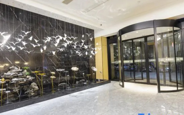 Shengzhou Qinman Hotel (Wuyue Plaza International Convention and Exhibition Center)