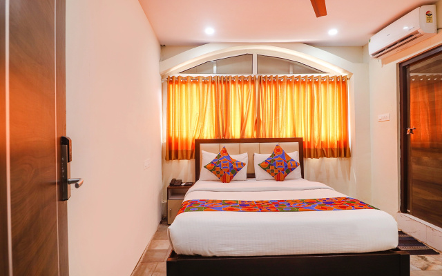 Fabhotel Lotus Park