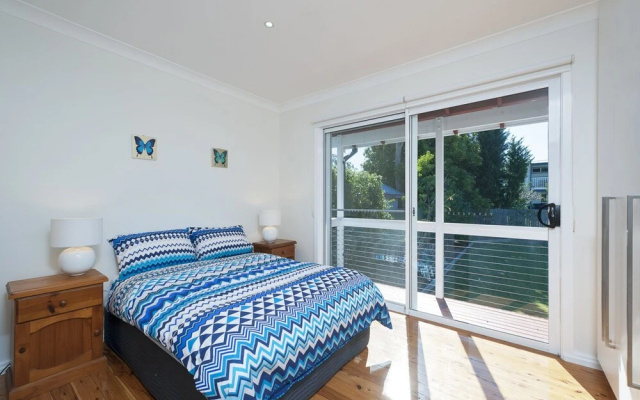 Rubys Retreat', 44 Achilles Street - pet friendly, aircon & boat parking