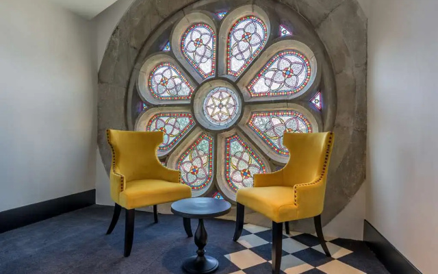 Doubletree By Hilton Carcassonne